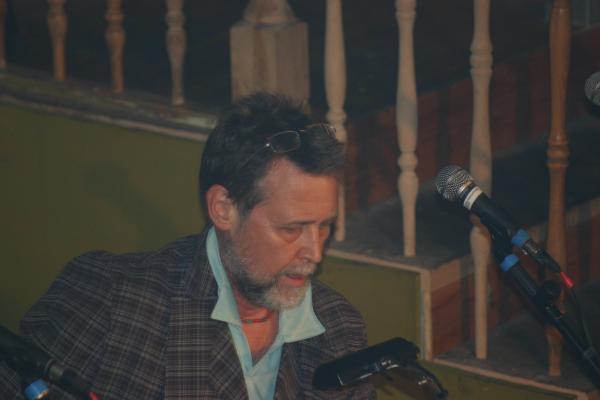 Frank Glaubrecht mit Bart.