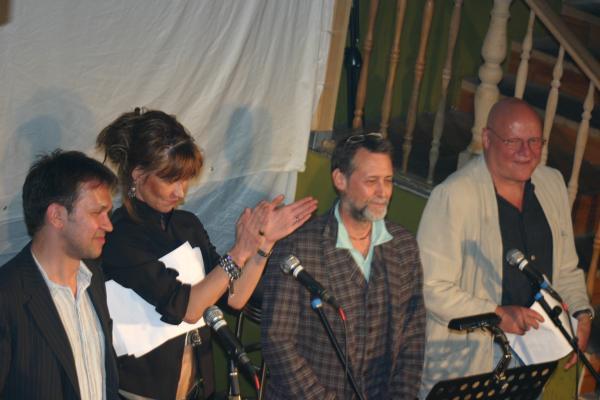 Danke an die Sprecher und Oliver D&ouml;ring